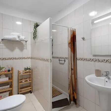 Apartament Serene Terrace And Pool *