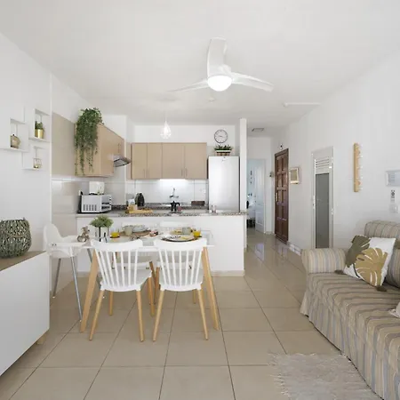 Apartament Serene Terrace And Pool *