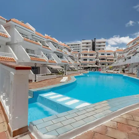 Apartament Serene Terrace And Pool *